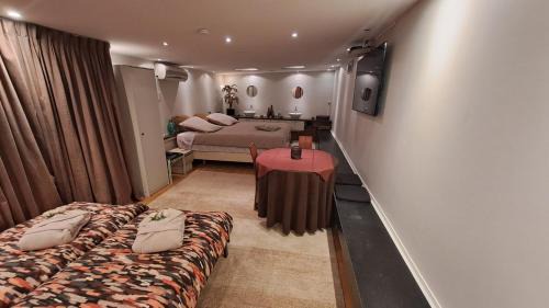 Gullegem Bed & Breakfast | BeautyD-Logies B&B gezinskamer JUNIOR-SUITE centrum Gullegem