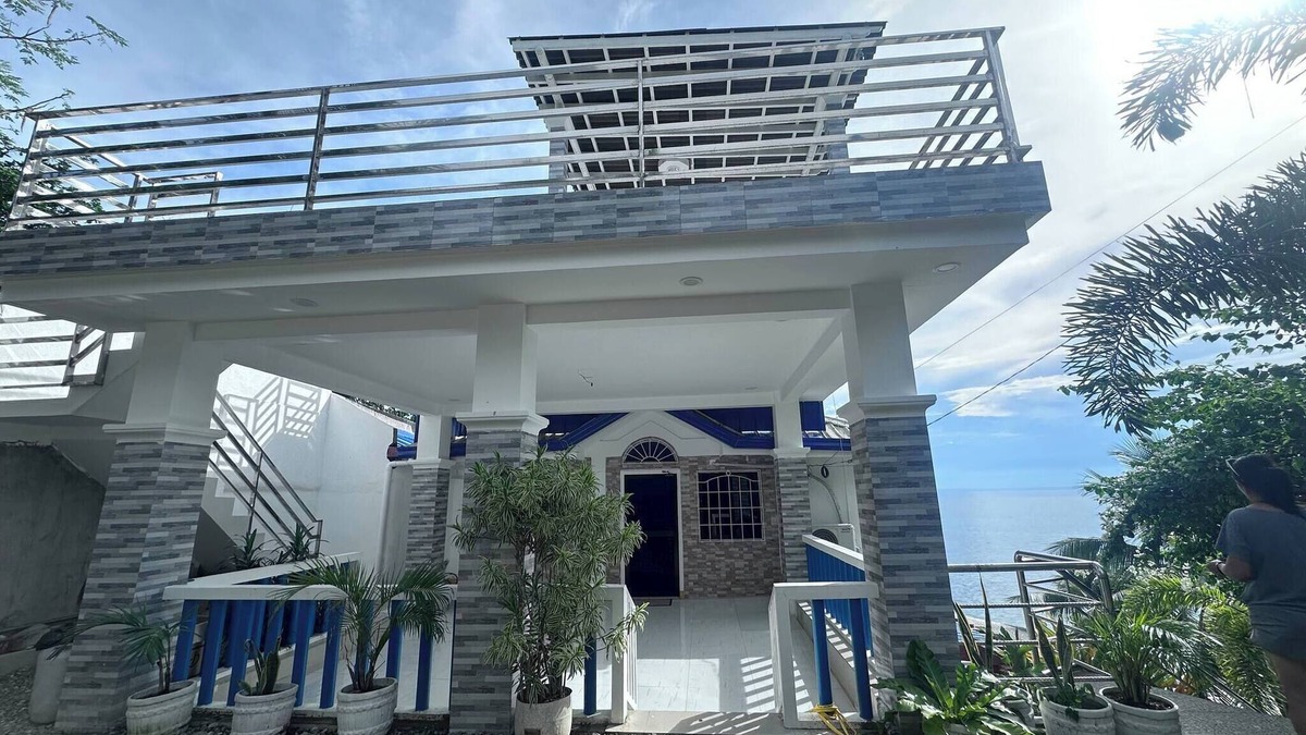 San Remigio House | Becca's Vacation House