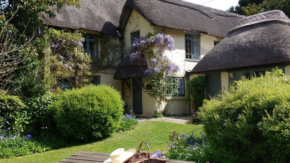 New Forest District Cottage | Beck Cottage, Wood Green, New Forest UK
