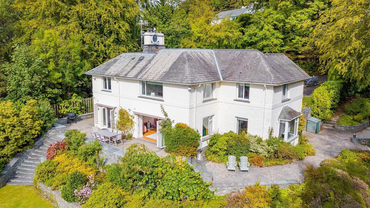 Bowness-on-Windermere House | Beck View- luxury home with lake views (sleeps 9)