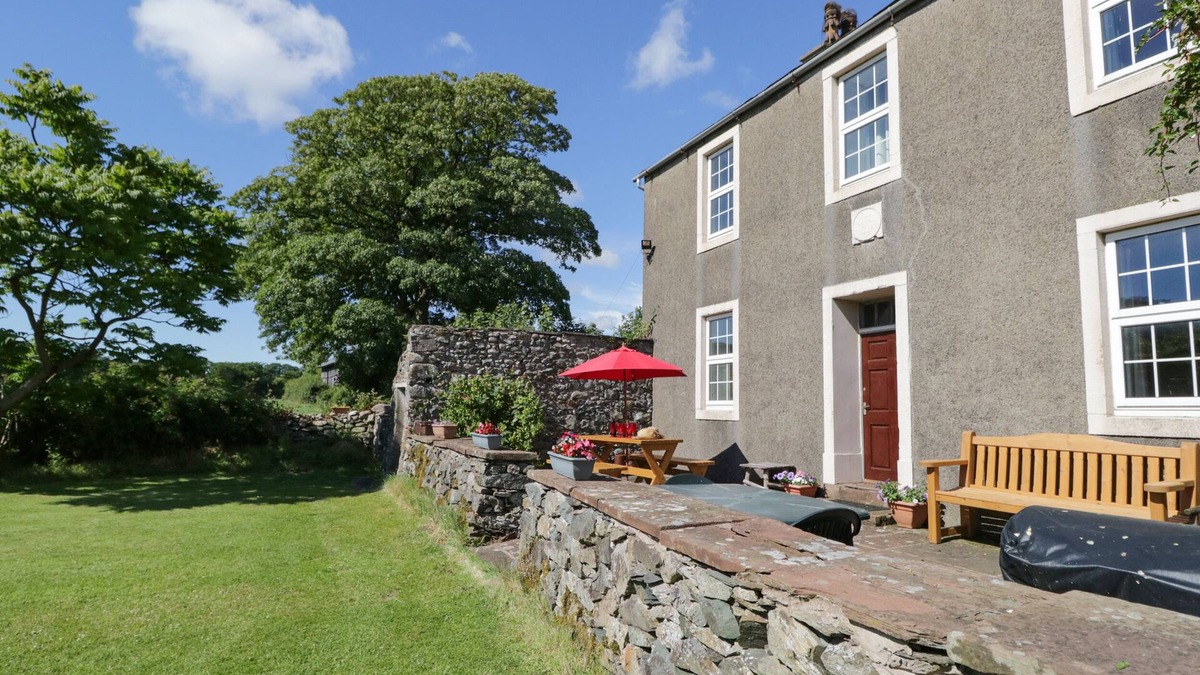Bootle House | BECKSIDE FARM, family friendly, with a garden in Millom, Cumbria