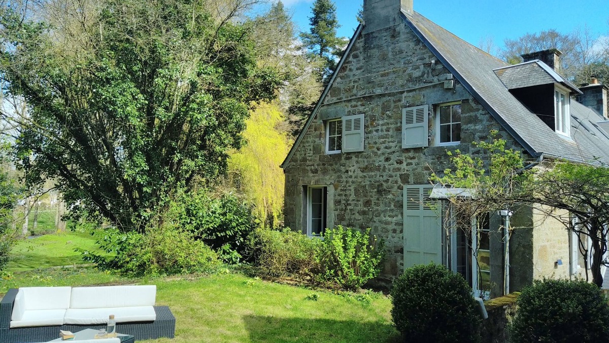 Montilly-sur-Noireau Bed & Breakfast | Bed and breakfast with its private garden in Suisse Normande