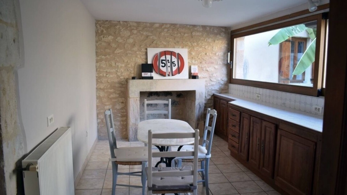 Auriac-du-Perigord Bed & Breakfast | Bed and breakfast in the heart of a village rich in heritage and hiking trails