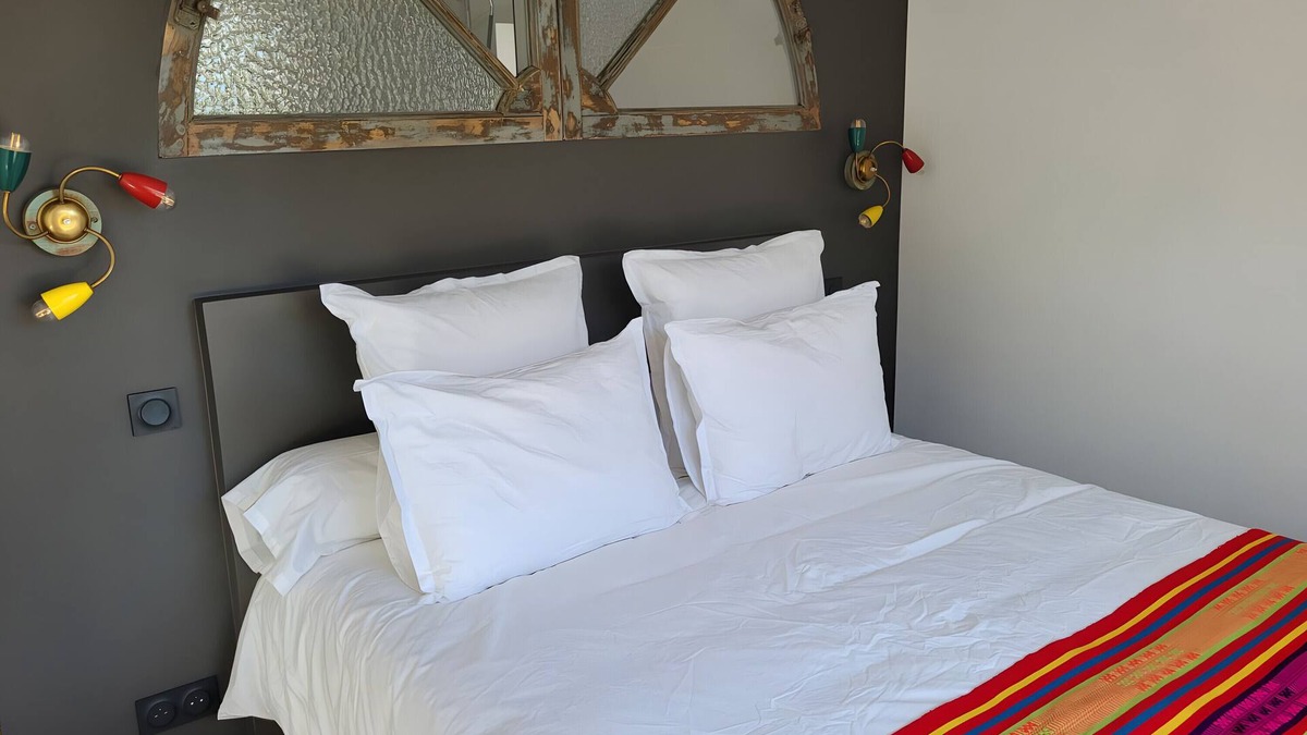 Notre-Dame-de-Riez Bed & Breakfast | Bed and Breakfast 'À 2 Pas Des Plages' with Shared Terrace, Shared Garden and Wi-Fi