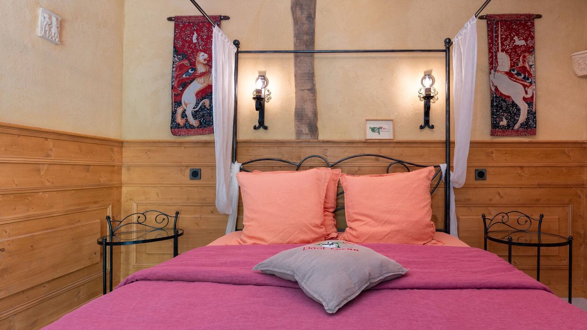 Pluvigner Bed & Breakfast | Bed and Breakfast 'Bohort' with Shared Terrace, Shared Garden and Wi-Fi