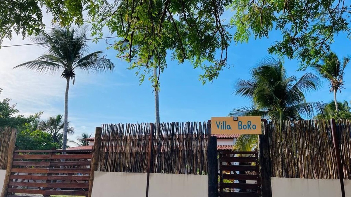 Atins Bed & Breakfast | Bed and breakfast in a villa with garden in Atins