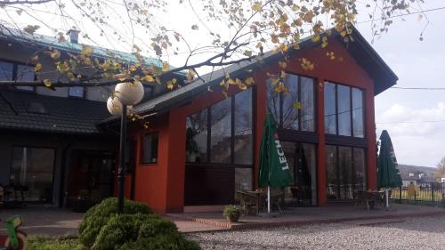 gmina Buczkowice House | Bed & Breakfast Green Roof
