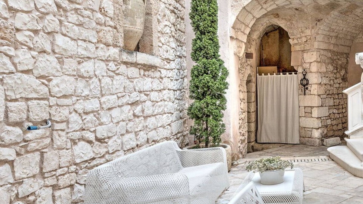 Carovigno Bed & Breakfast | Bed & Breakfast in Carovigno with 1 bedrooms sleeps 4