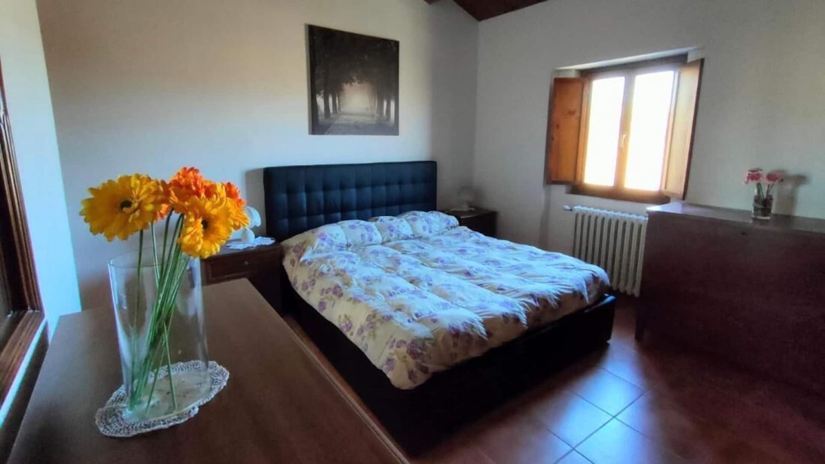 Arcevia Bed & Breakfast | Bed & Breakfast In vino veritas, relax and quiet above the Marche's hills