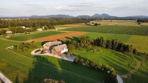 Kranj Bed & Breakfast | Bed & Breakfast Na Poljani