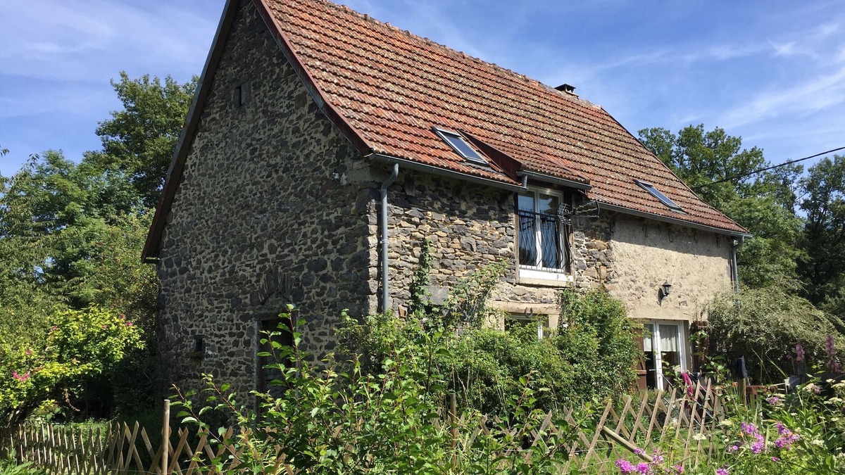 Mauriac House | Bed & Breakfast or Gîte near Salers, Puy Mary and Gorges de la Dordogne