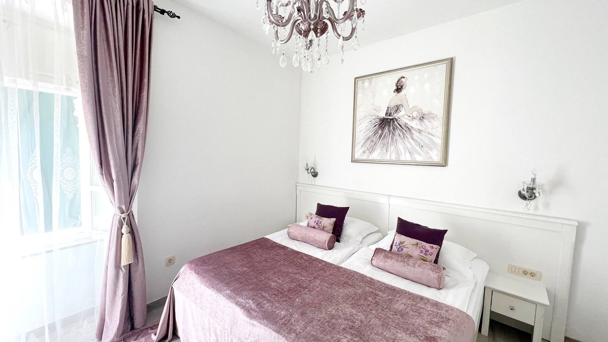 Mali Ston House | Bed&Breakfast Sorgo Palace- Comfort Family Room (Amethyst)