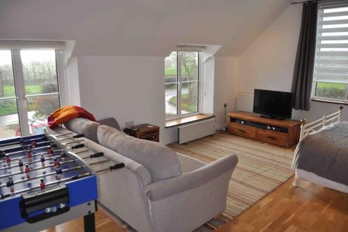 Wincanton Apartment | Bed@Byways, Holton