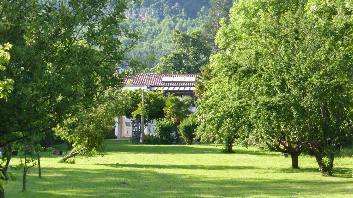 Loubieres Bed & Breakfast | Bedbreakfastbikespyrenees
