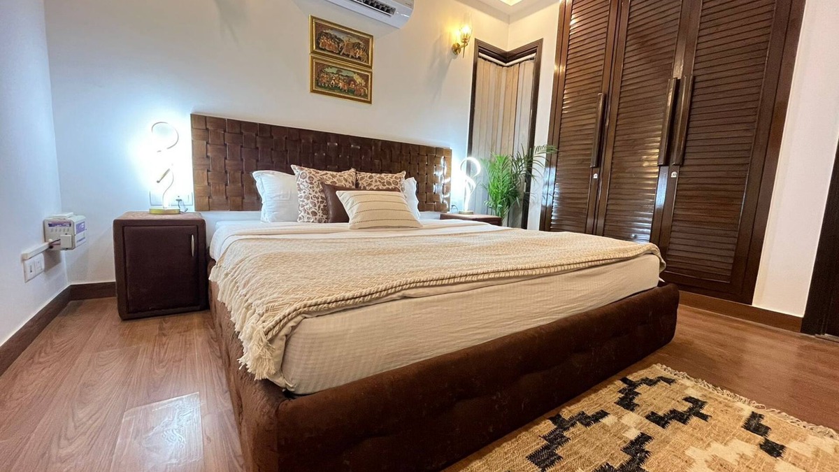 South Extension Apartment | BedChambers Serviced Apartments South Extension,n3 BHKn
