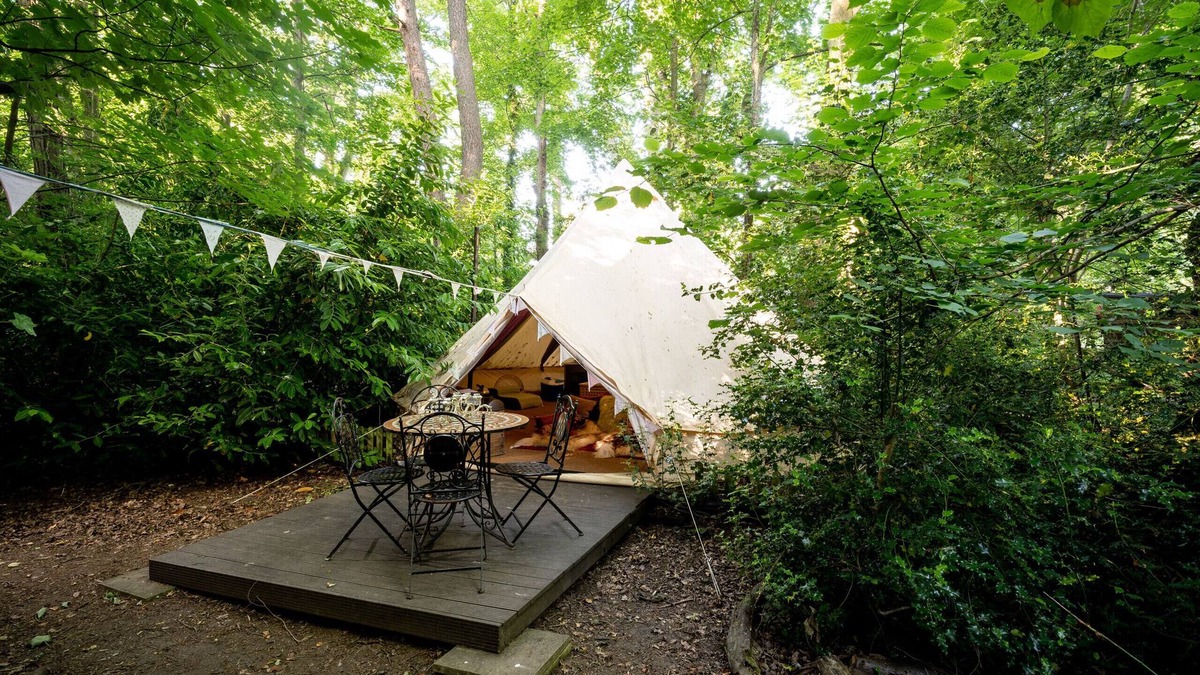 Penwood Ski Chalet | Bedouin Bell Tent