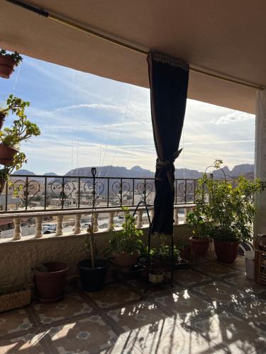 Wadi Musa Apartment | Bedouin family home