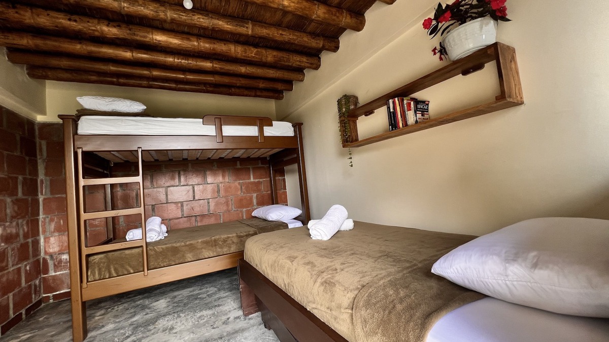 Filandia Apartment | Bedroom 2 for 3 with private bathroom