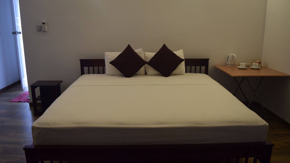 Kandy House | Bee View Home Stay. 3 BR