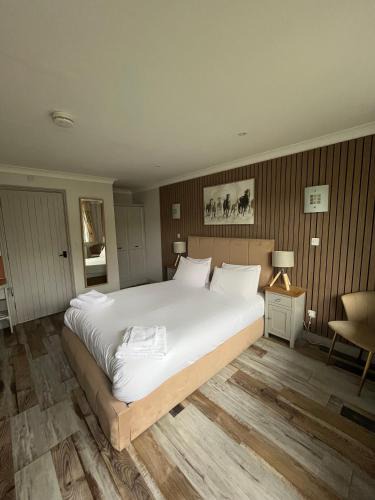 Pegsdon Ski Chalet | Beech, Country Chalet In Pegsdon