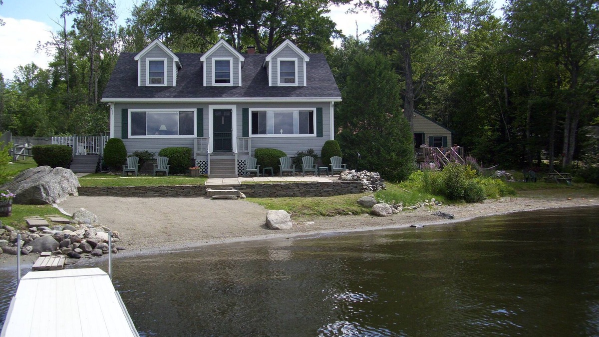 Otis Cottage | Beech Hill Pond Cottage - w/Sandy Beach Near Acadia & Bar Harbor