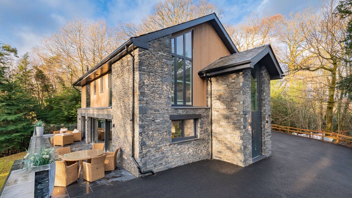 Bowness-on-Windermere House | Beech Rock, boutique, all suite home with Hot tub!