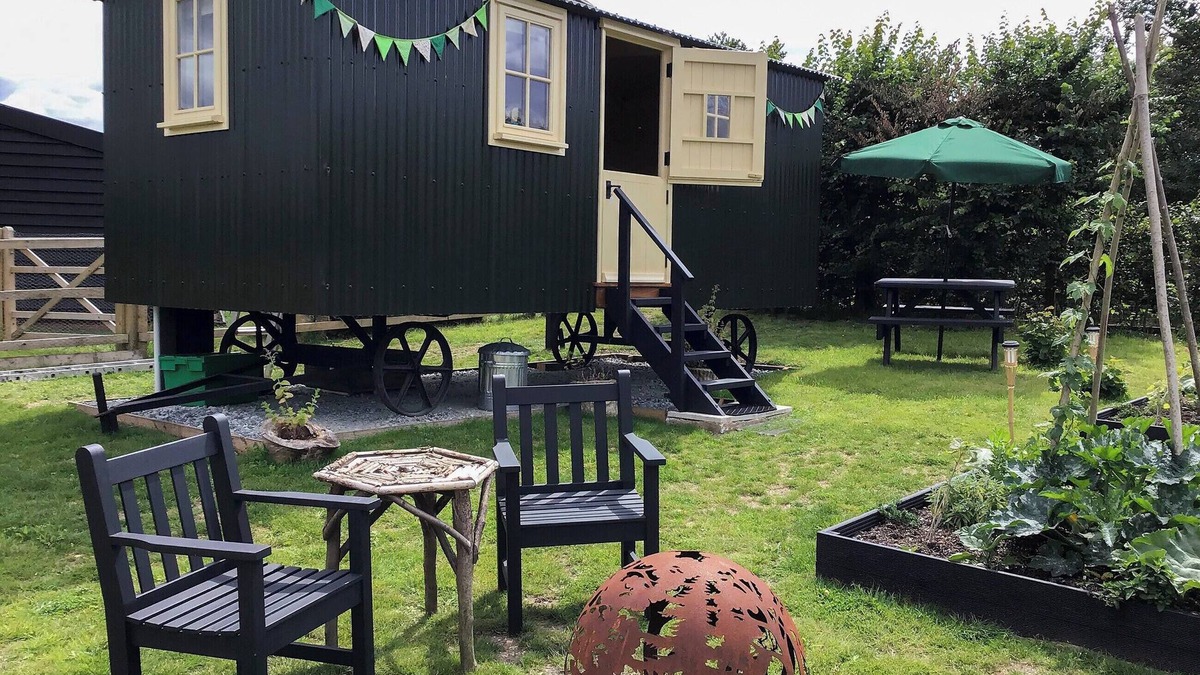 Weybread Cottage | Beeches Shepherd Hut
