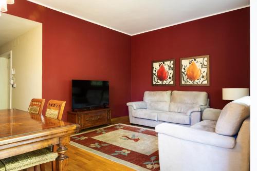 EUR Apartment | Beethoven Luxury Apartment