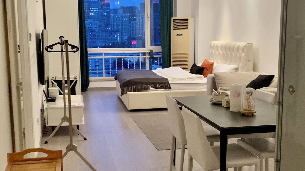 Shuangjing Bed & Breakfast | Beijing Furnished Apt with Queen bed