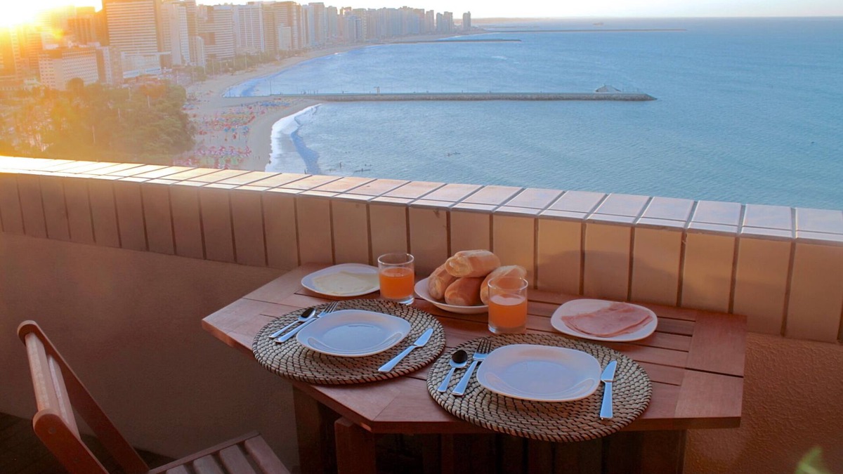 Meireles Apartment | BEIRA MAR SUITE WONDERFUL SEA FRONT VIEW with terrace