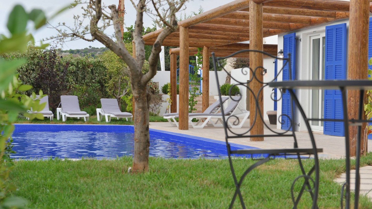 Kfardebian Bed & Breakfast | Beit Riyad
