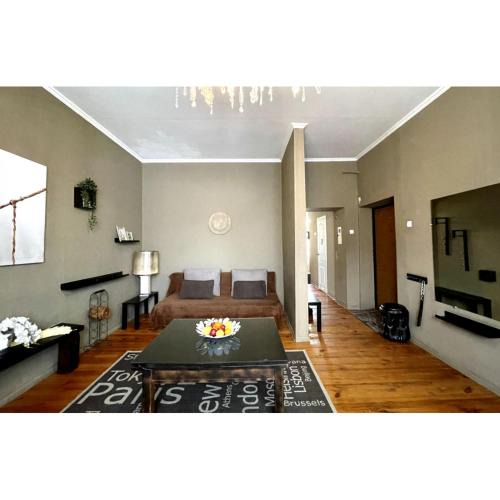 Petrovskoye Apartment | Beketova underground area