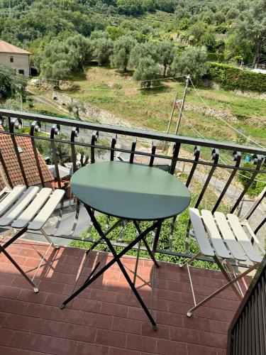 Strada Nazionale Sud Apartment | Bel Appartamentino budget, piscina a disposizione