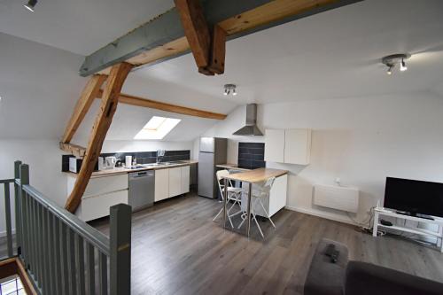 Mont-Notre-Dame Apartment | Bel appartement 2 chambres climatisé