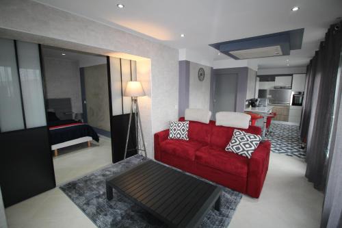 Ruy-Montceau Apartment | Bel appartement 53 m2