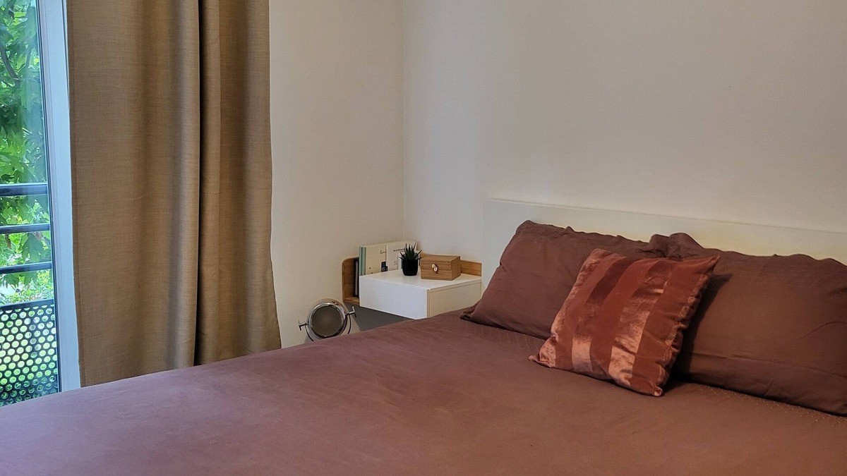 Alfortville Apartment | Bel Appartement Avec Balcon