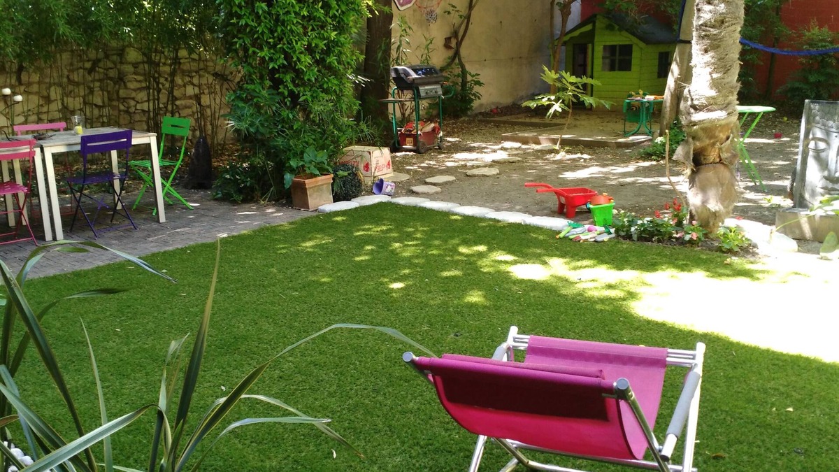 Perier House | Bel Appartement en Ville Avec Grand Jardin Privé et Très Bien Situé