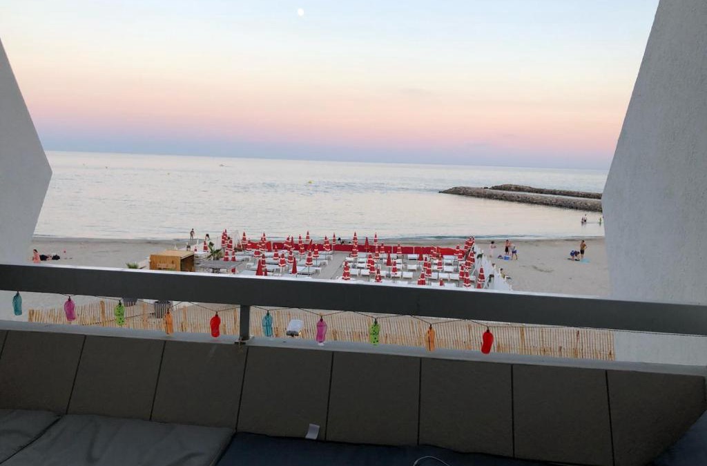 Palavas-les-Flots Apartment | Bel appartement F1 cabine 30m² face mer parking