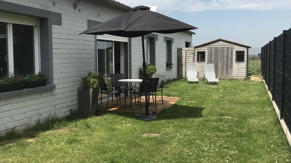 Quaedypre Apartment | Bel Appartement Rénové Avec Jardin, Proche de Bergues