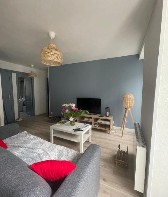 Bagneres-de-Luchon Apartment | Bel appartement T3 au 1er étage avec cour intérieure au RDC - Villa Marie