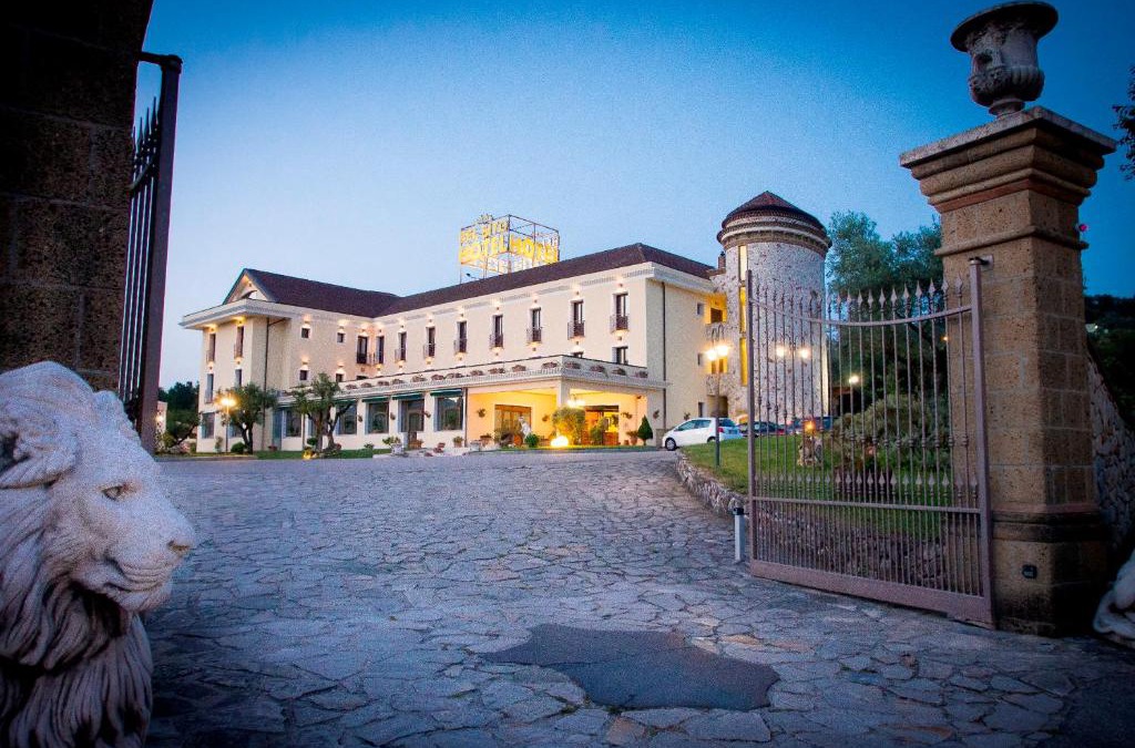 Manocalzati Hotel | Bel Sito Hotel Due Torri