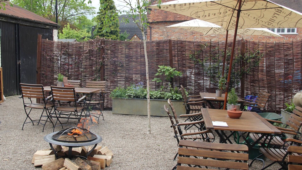 Kingsclere Hotel | Bel & The Dragon Kingsclere