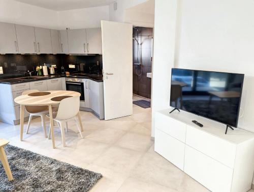 Rollingergrund-Belair Nord Apartment | Belair New 1BR w/Balcony+Garage
