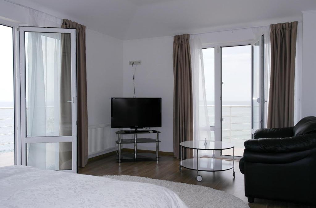 Odessa House | Belaya Udacha