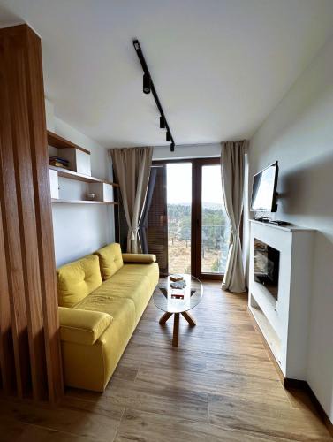 Divcibare Apartment | Beli Lotus apartman Borovi