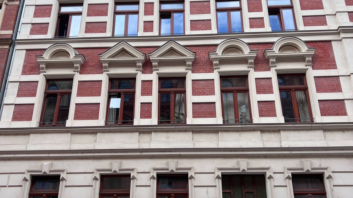 Halle Apartment | Beliebt: Zentrales & Ruhiges Innenstadtapartment