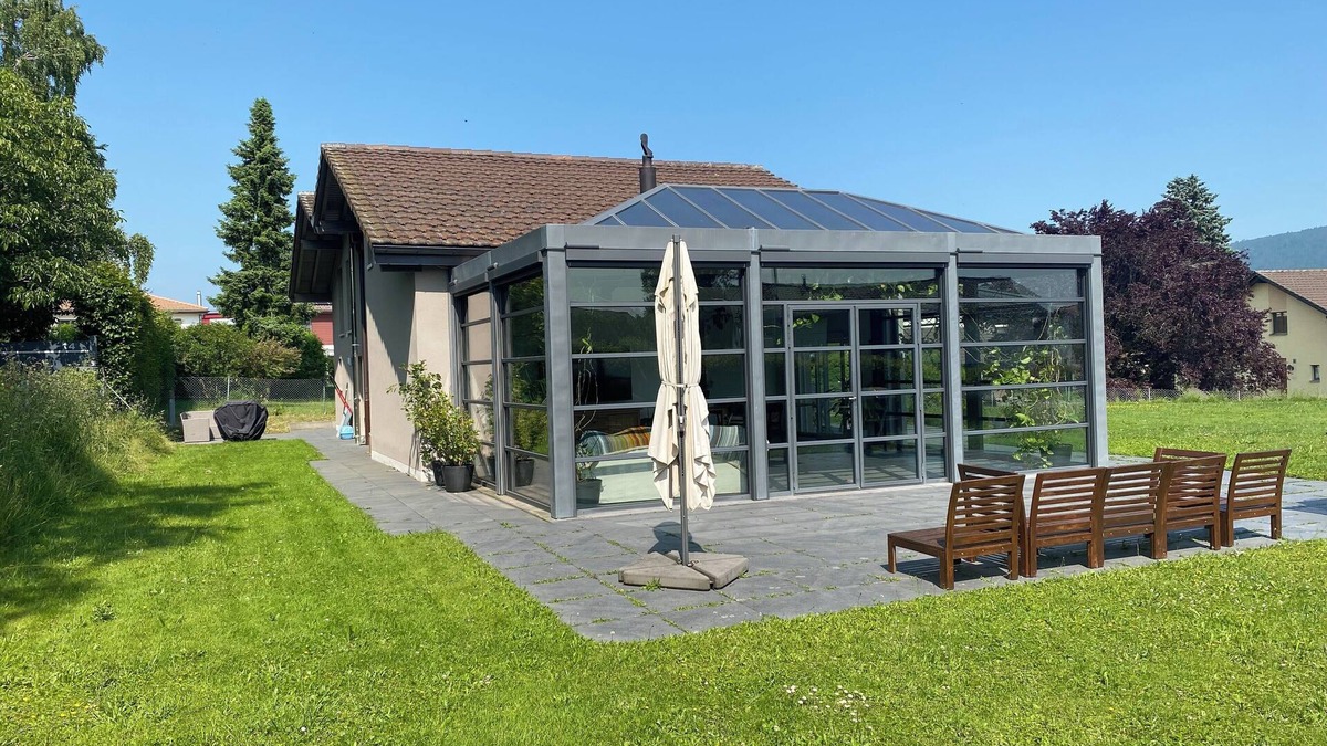 Engollon House | Bell Air near Neuchatel