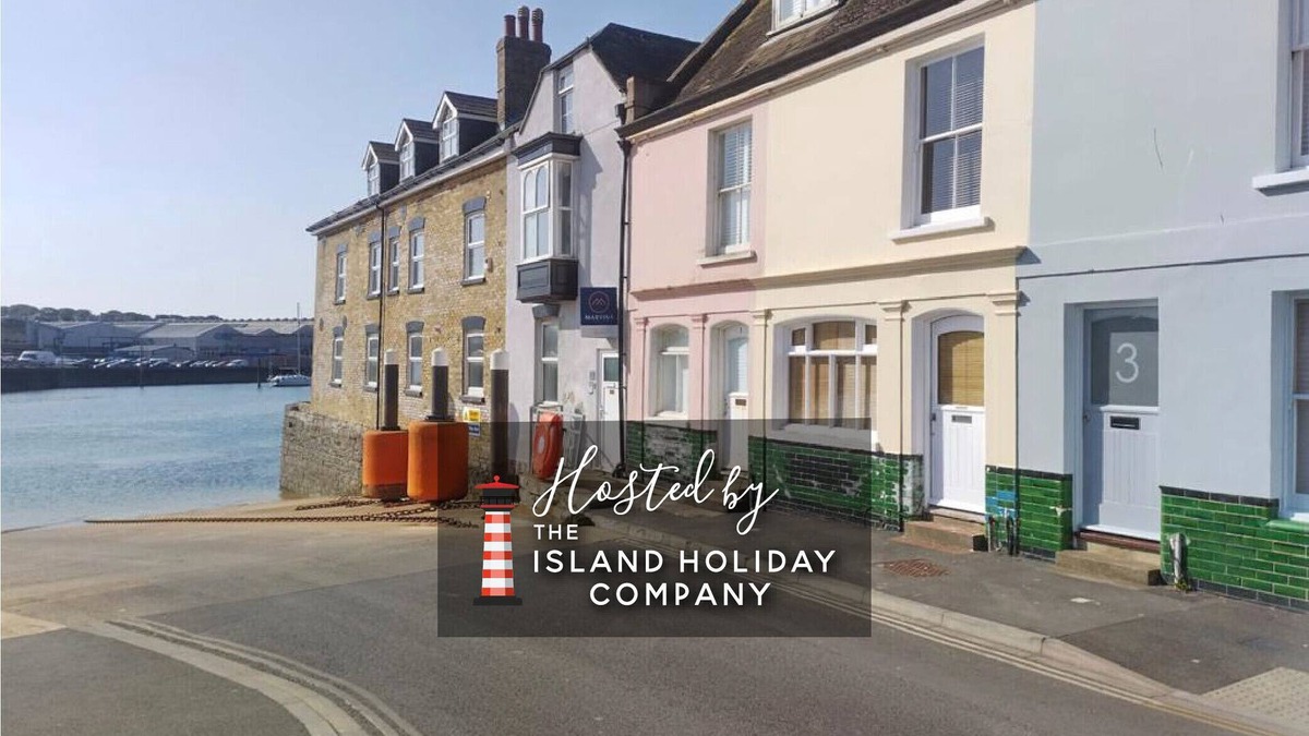 Cowes Cottage | Bell Cottage