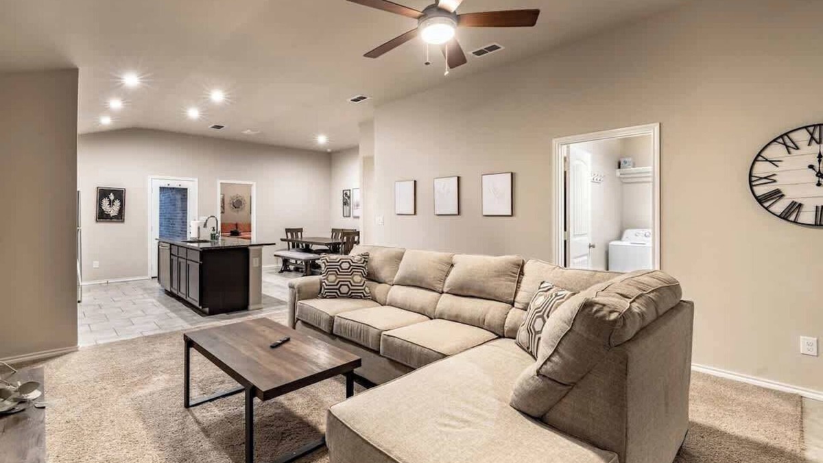 Lubbock House | Bell Farms Bungalow - 3BR/2BA - New Construction