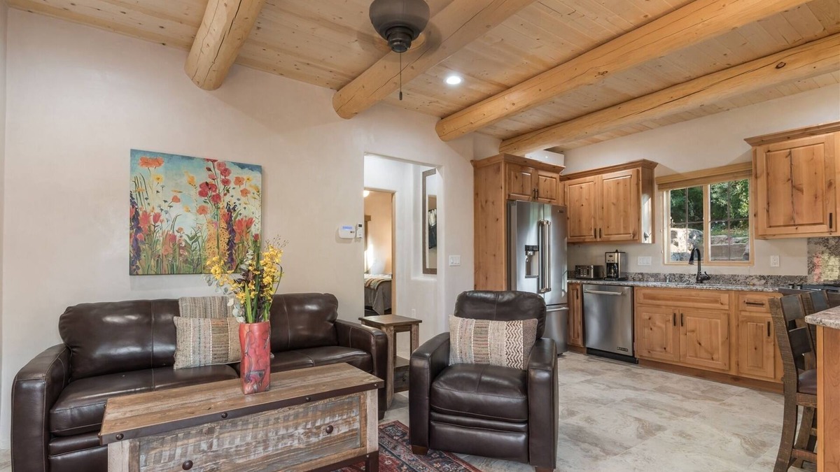 Northeast Santa Fe House | Bella - Clean and Comfortable, Walk to The Plaza